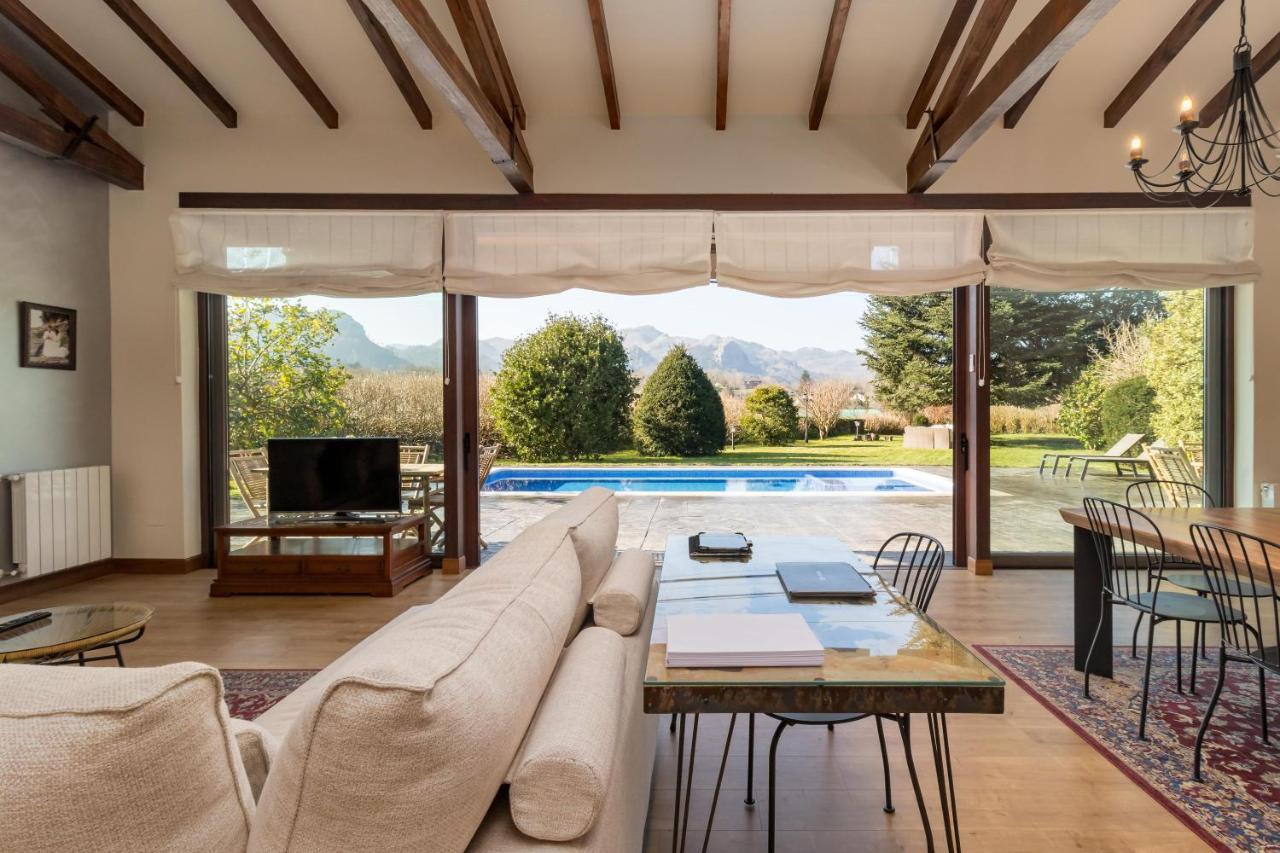 Impresionante Villa Entre Mar Y Montana La Cavada エクステリア 写真
