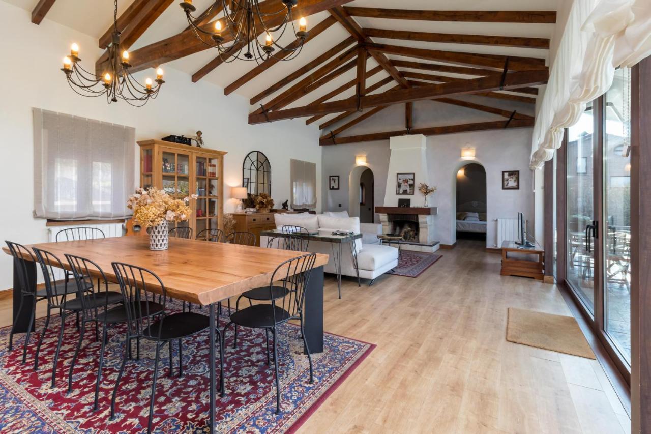 Impresionante Villa Entre Mar Y Montana La Cavada エクステリア 写真
