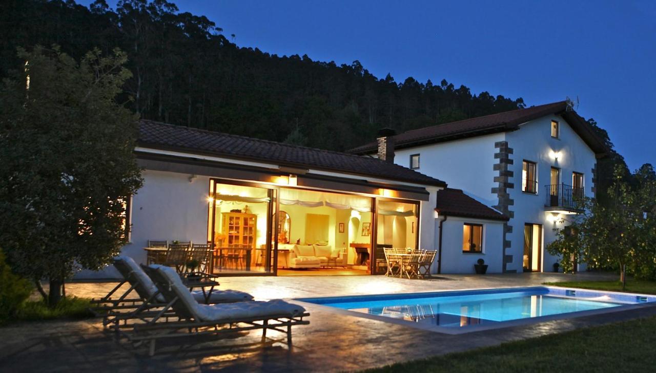 Impresionante Villa Entre Mar Y Montana La Cavada エクステリア 写真