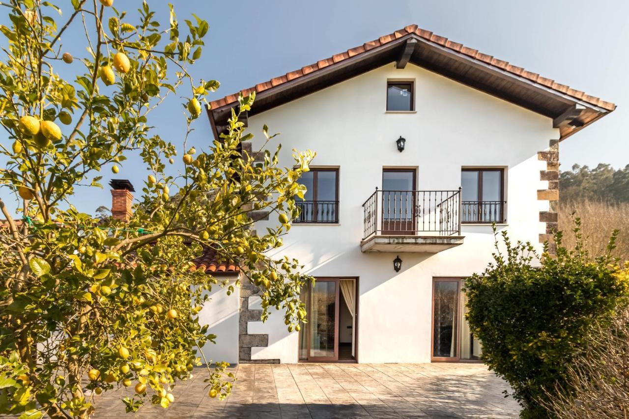 Impresionante Villa Entre Mar Y Montana La Cavada エクステリア 写真
